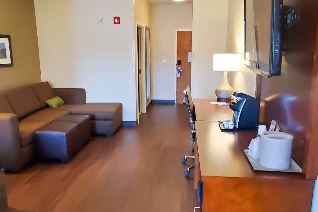 Comfort Suites Helena Airport Room photo